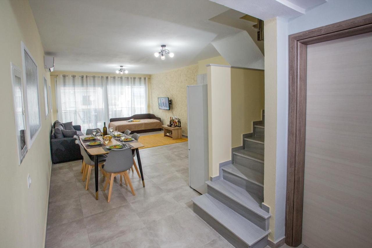 Ferienwohnung Rent House Diamond Nea Iraklitsa Exterior foto
